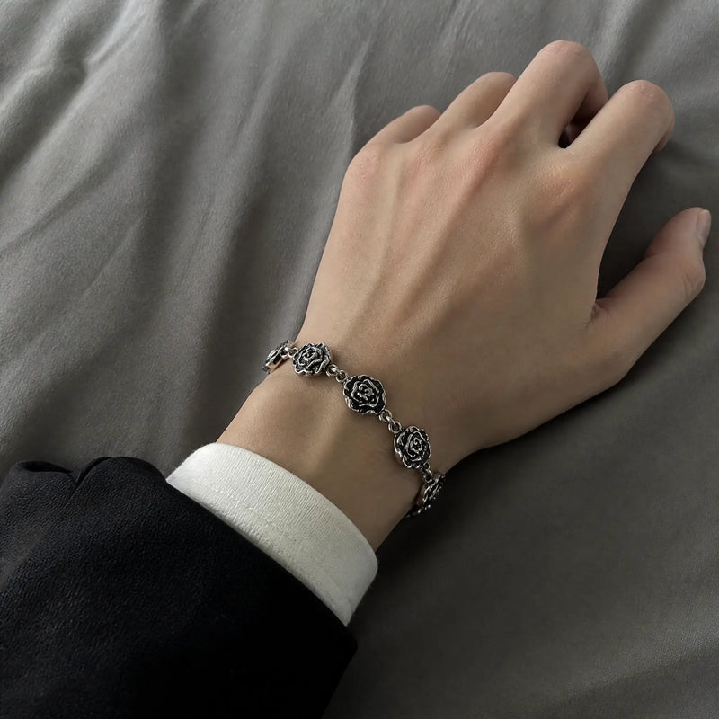 Unrols Gothic Floral Bracelet lifestyle look 2