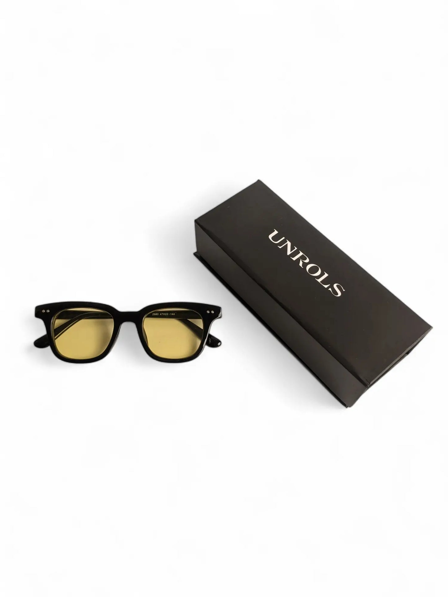 Unrols Bold Square Sunglasses