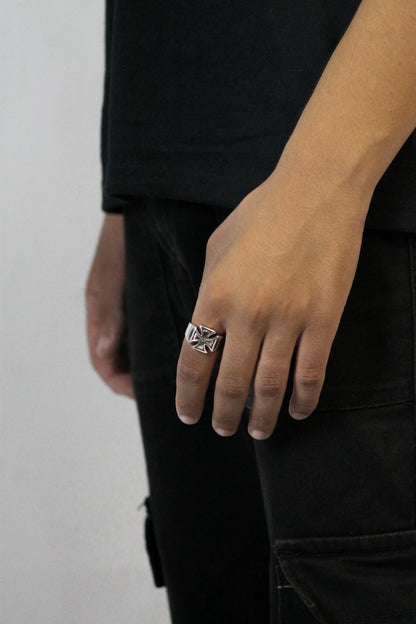Vintage Cross Ring